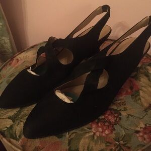 Nwot suede cross strap sling back